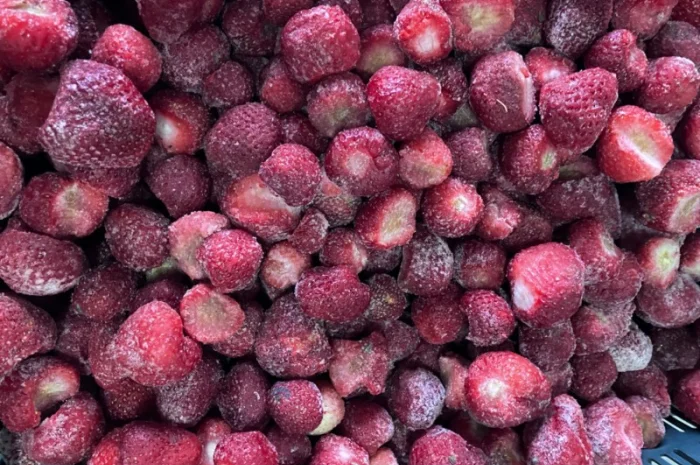 Полуниця прес-клас, очищена- фото № 1