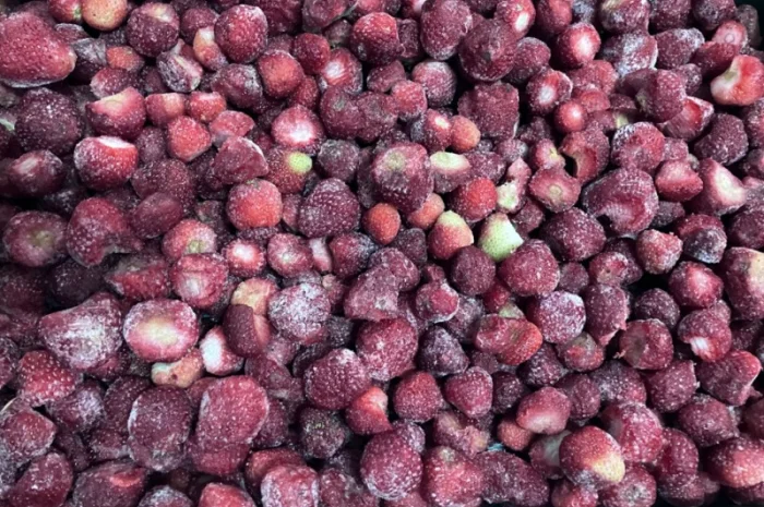 Полуниця прес-клас, очищена- фото № 2