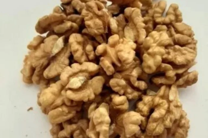 Очищений грецький горіх- фото № 1