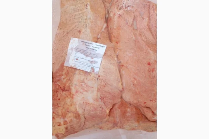 Продам говяжі субпродукти (рубец, вимя, вуха, губи, трахея і.)- фото № 1