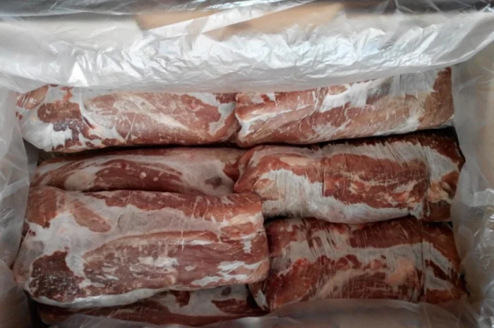 Замороженная свиная разделка (корейка, лопатка, задок, ошеек)- фото № 1