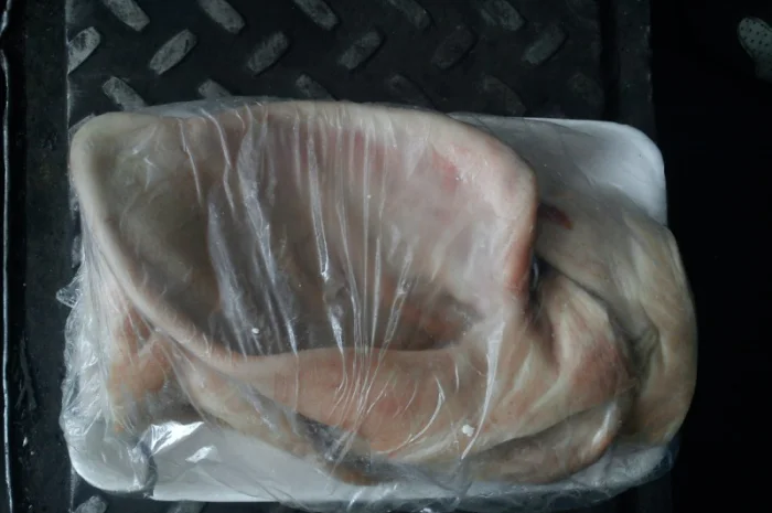 Продажа свиных ушей и говяжьих хвостов- фото № 1