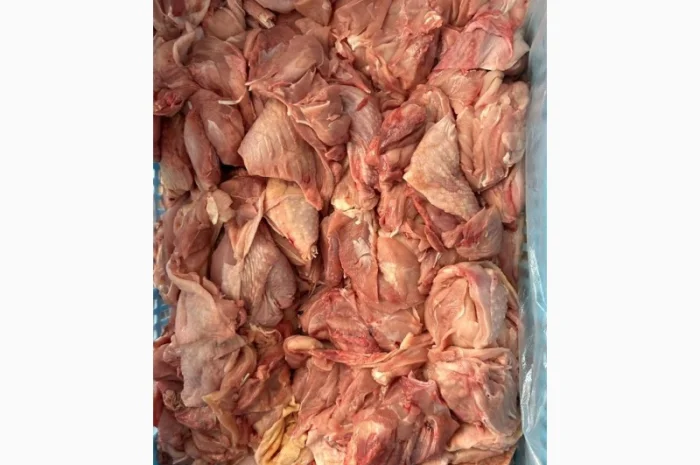 Мясо окорока с кожей в продаже- фото № 1