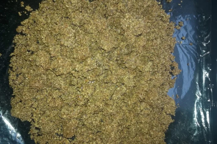 Продам натуральний прополіс із сіточок- фото № 1