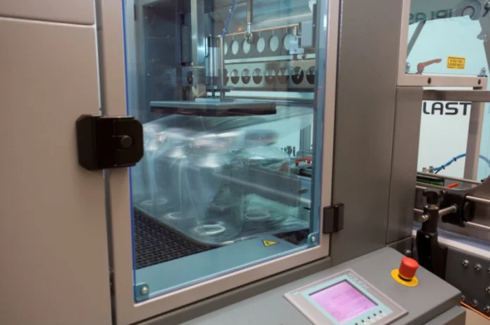 Пакувальна автоматична лінія брикетування Strojplast- фото № 4