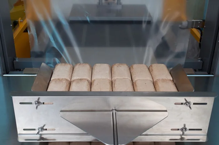 Пакувальна напівавтоматична лінія брикетів Strojplast- фото № 8