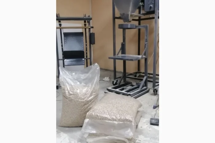 Дозатор для сыпучих продуктов. Фасовка пеллет- фото № 1