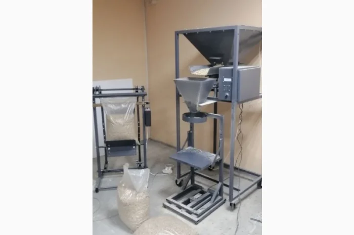 Весовой дозатор для сыпучих продуктов Фасовка пеллет- фото № 3