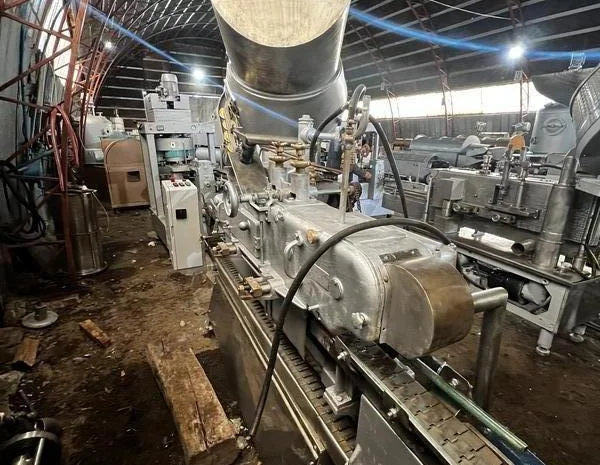 Машина укупорочна WHITE CAP- фото № 2