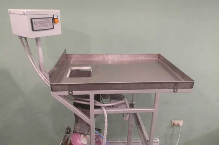 Полуавтомат упаковочный УФУ-3 модель 7.1- фото № 2