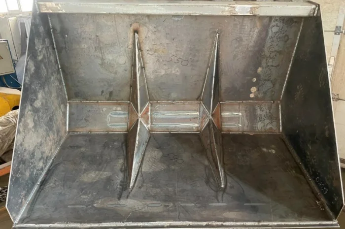 Ковш вилочного погрузчика- фото № 1