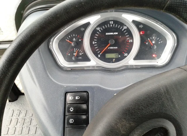 Трактор Zoomlion RK-504 с кабиной и реверсом купить- фото № 11