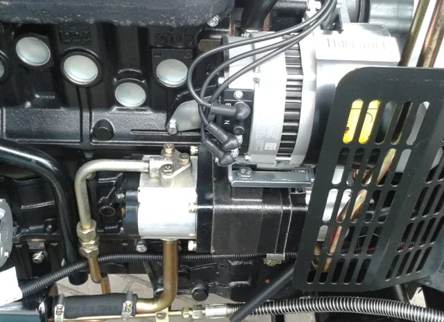 Трактор Zoomlion RK-504 с кабиной и реверсом купить- фото № 9