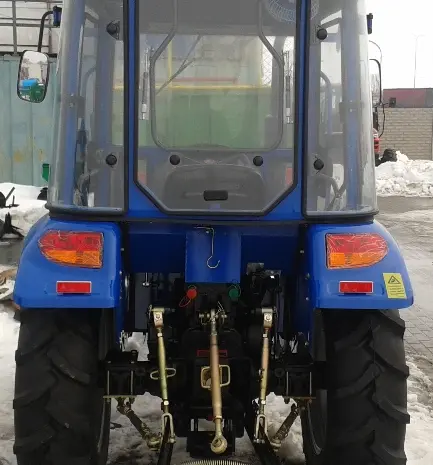 Трактор Dongfeng-404С (Донгфенг-404К) с обновленной кабиной- фото № 3