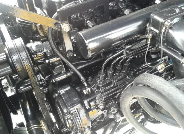 Трактор Dongfeng-404С (Донгфенг-404К) с обновленной кабиной- фото № 7