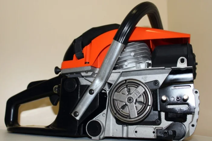 Продажа, Обмен Бензопила Alaska 4, 5 кВт. Польша- фото № 1