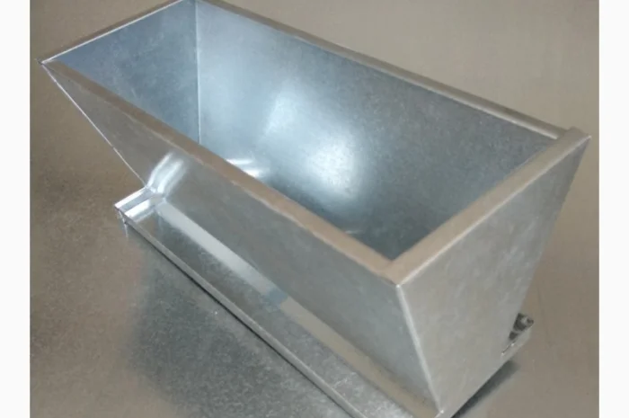 Кормушка бункерная двусторонняя- фото № 1