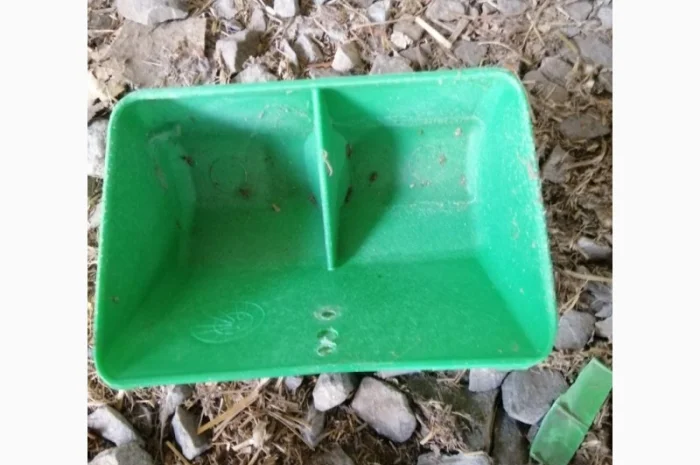 Годівниці для підсосних поросят, Кормушка- фото № 2