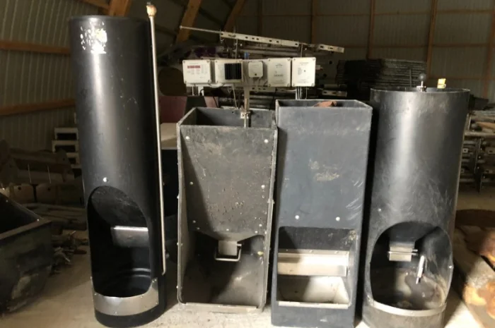 Годівниці для свиней- фото № 1