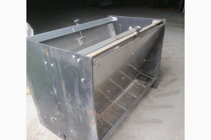 Бункерні годівниці для поросят (кормушки)- фото № 3