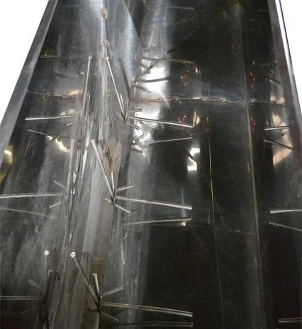 Новинка! Бункерная кормушка для свиней (нержавейка) на 4 секции- фото № 3