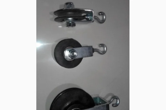 Поворотный ролик д-20 мм- фото № 1