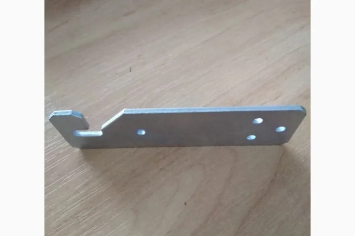 Регулировочная пластина для подвеса линии кормления- фото № 2