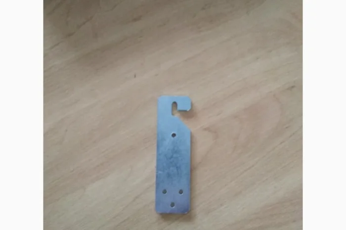 Регулировочная пластина для подвеса линии кормления- фото № 3