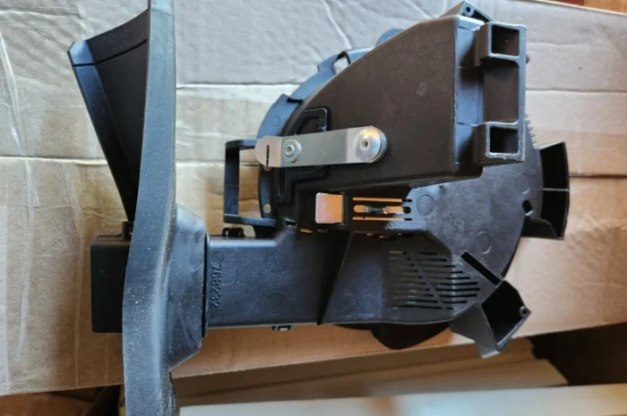 Корпус половина напівкорпус кришка 768314 precision planting висівного апарата vset2- фото № 1