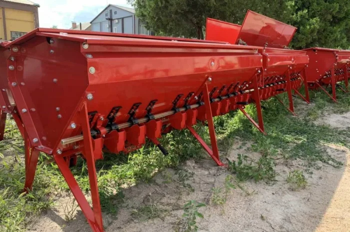 Бак СЗГ 00. 2450 зернотуковий для сівалок СЗ-3, 6- фото № 1