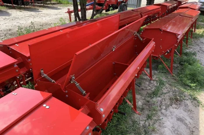 Бак СЗГ 00. 2450 зернотуковий для сівалок СЗ-3, 6- фото № 6