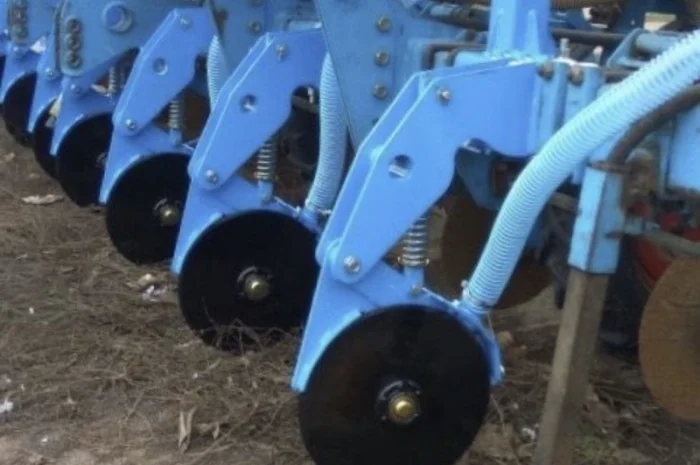 Продам сошники к сеялке Тодак, зерновые и туковые, запчасти и сервис- фото № 8