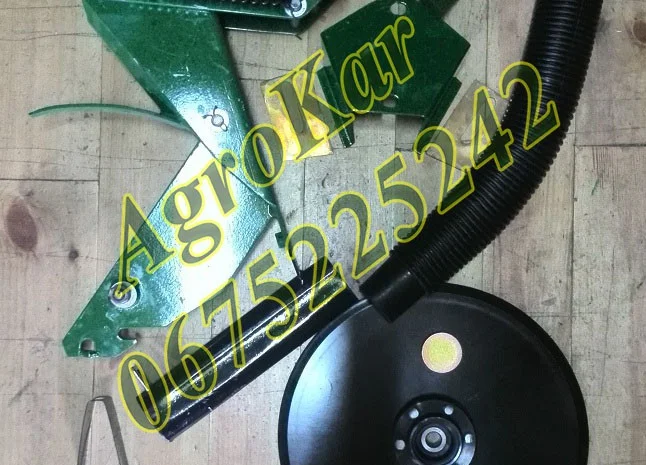Туковый сошник в сборе с дисками AP2928 на сеялку Джон Дир- фото № 1