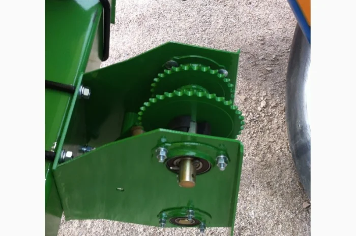 Система внесения минеральных удобрений сеялки John Deere, KINZE- фото № 4