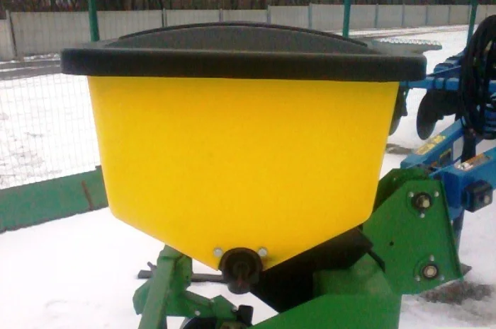 Система внесения минеральных удобрений сеялки John Deere, KINZE- фото № 7