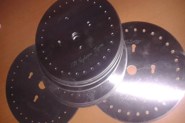 Диск высевающий УПС- 8 и 12 0.8и 1.2мм в ассортименте- фото № 2