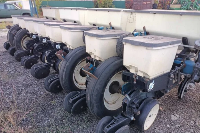 Розборка сівалки Джон дір 7000, Кінзе 3000, Тодак СТВТ-8- фото № 2
