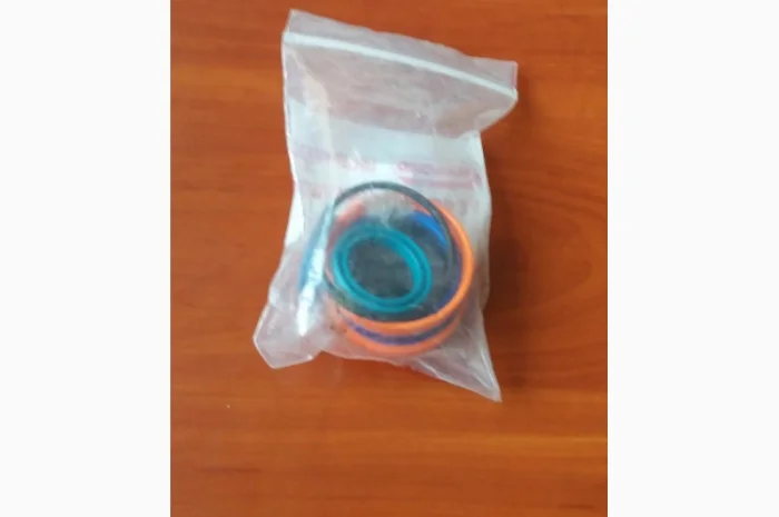 F03100631 Ремкомплект гидроцилиндра R17811482 Гаспардо- фото № 1