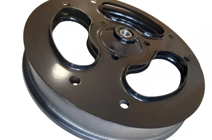 Комплект колеса 2, 5"x16" (65x400 мм) на метал. дисках з отворами- фото № 1