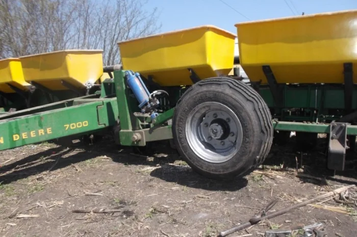 Транспортное устройство для пропашных сеялок John Deere, KINZE, GP 6, 8, 12 рядов- фото № 2