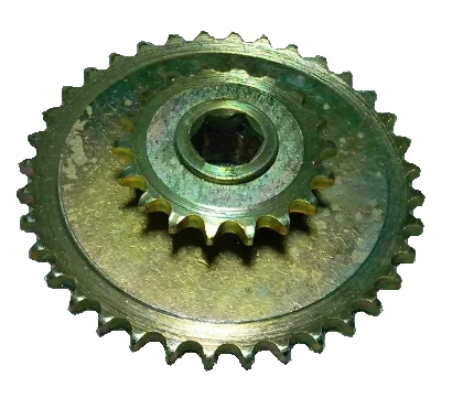 Звездочки тукового редуктора сеялки John Deere- фото № 3