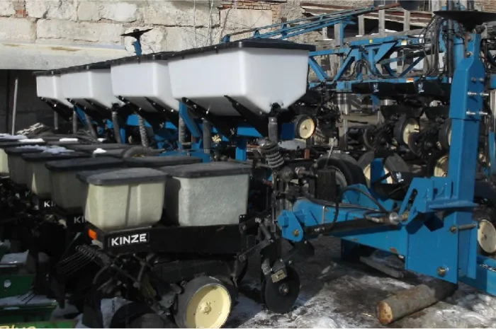 Туковая/туковысевающая система KINZE/Кинзе 2200, 2300, 2600, 2700, 3000, 3600, 3700, 3800- фото № 3