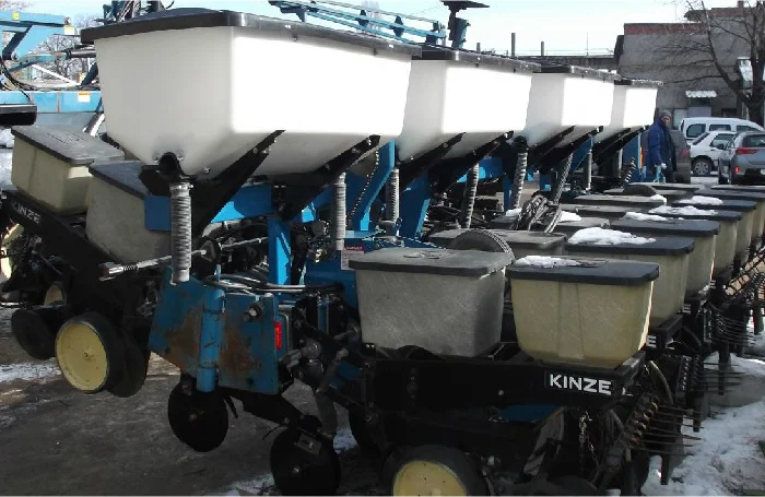 Туковая/туковысевающая система KINZE/Кинзе 2200, 2300, 2600, 2700, 3000, 3600, 3700, 3800- фото № 4