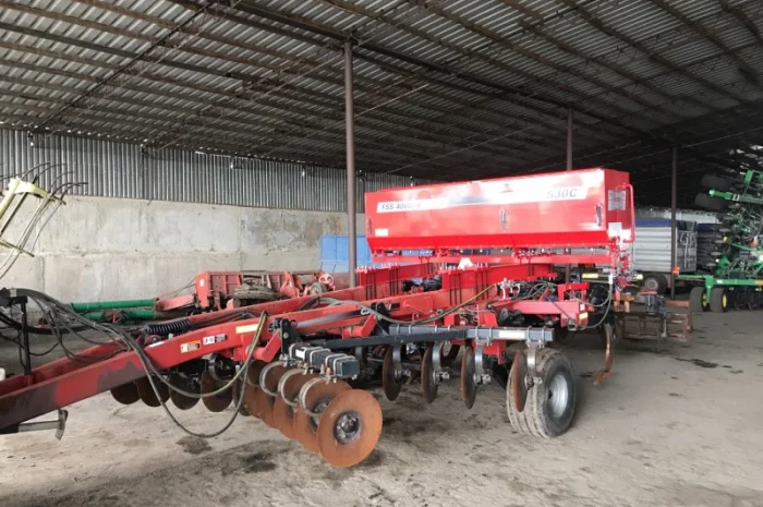 Система внесения сухих минеральных удобрений на глубокорыхлители- фото № 14