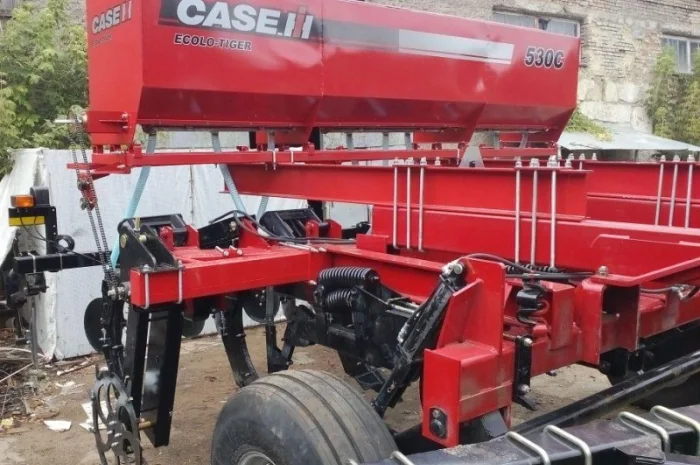 Система внесения сухих минеральных удобрений на глубокорыхлители- фото № 17