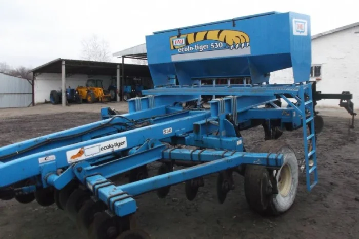 Система внесения сухих минеральных удобрений на глубокорыхлители- фото № 13