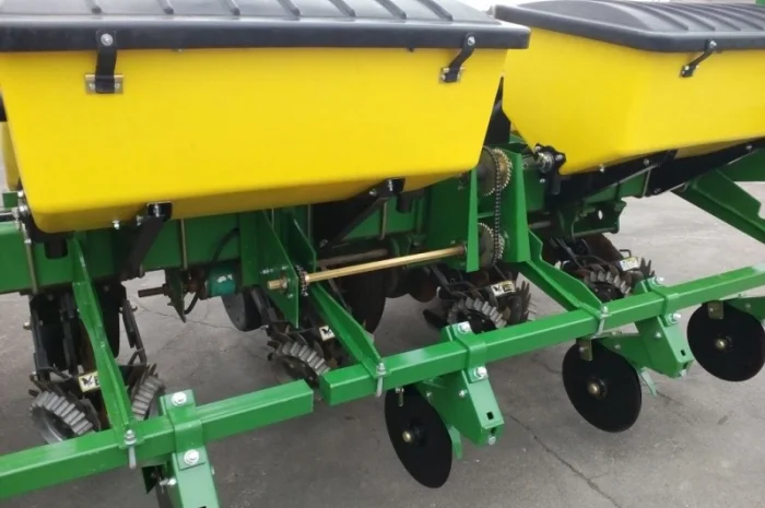 Туковая/туковысевающая система для пропашных сеялок John Deere 7000, 7200, 1770- фото № 2