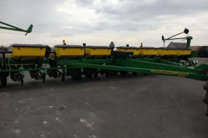 Туковая/туковысевающая система для пропашных сеялок John Deere 7000, 7200, 1770- фото № 6