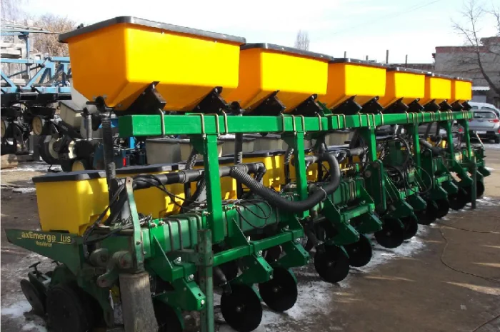 Туковысевающая система пропашных сеялок John Deere модели 1710- фото № 2