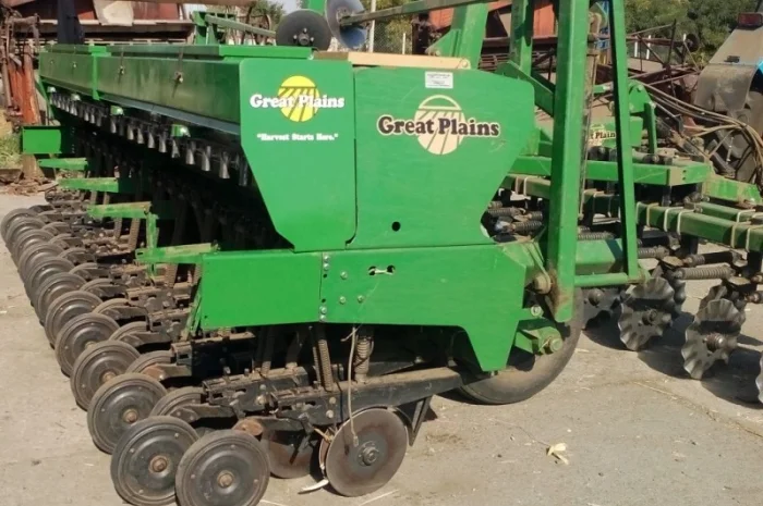 Туковые баки зерновых сеялок Great Plains- фото № 4